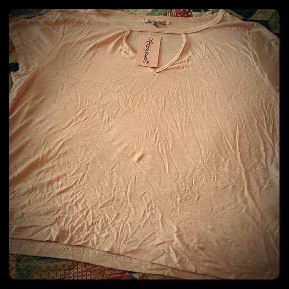 Pink top - Picture 1 of 1